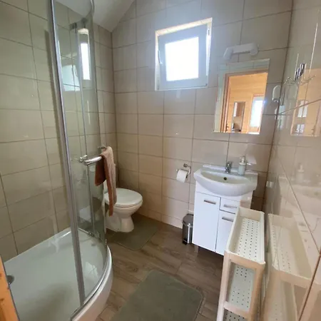 Letniskowe Maglitki 山林小屋 鲁斯诺沃